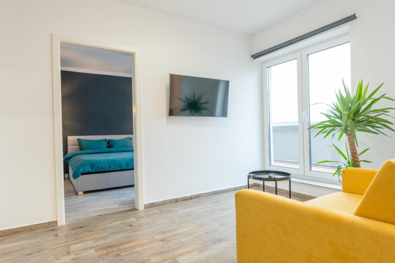 Skylark - Zurich Studio With Terrace & Mountain View Brașov Exterior foto